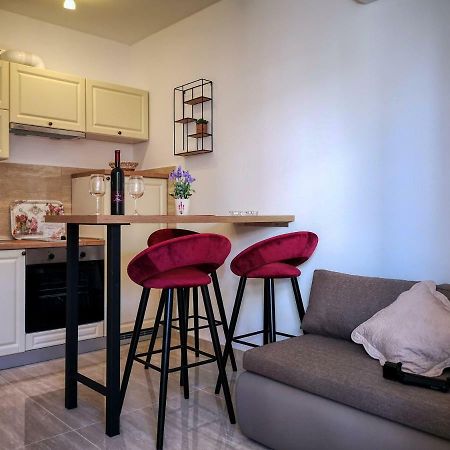 Apartman Ante Sukošan Dış mekan fotoğraf