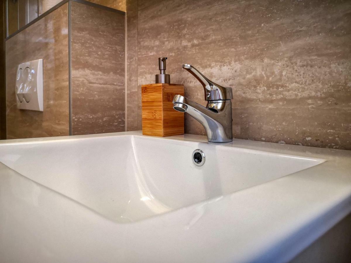 Apartman Ante Sukošan Dış mekan fotoğraf