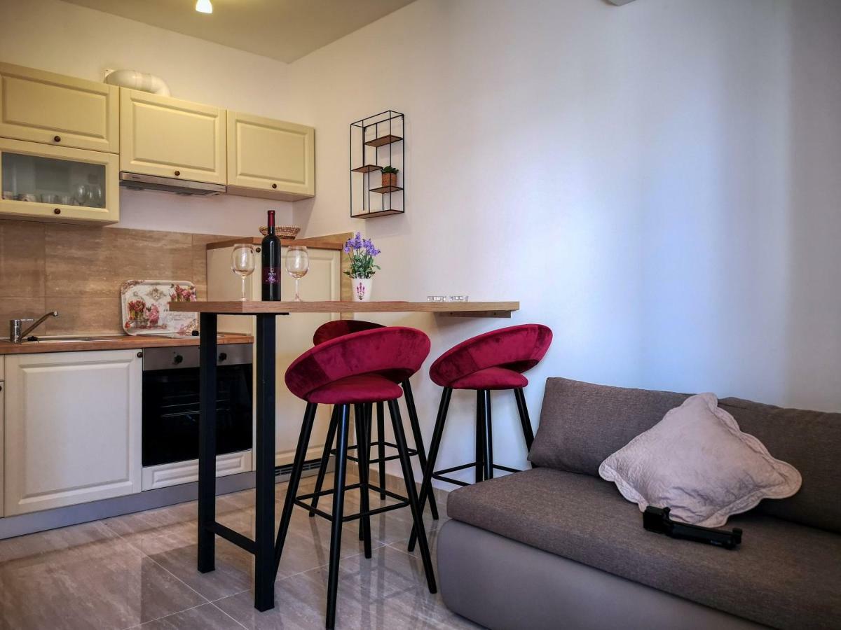 Apartman Ante Sukošan Dış mekan fotoğraf